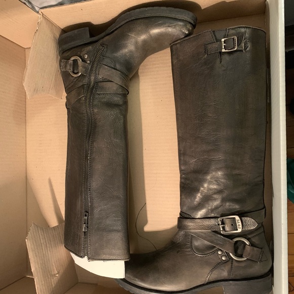 Frye Veronica criss cross tall/knee high boots 8 - Picture 4 of 14